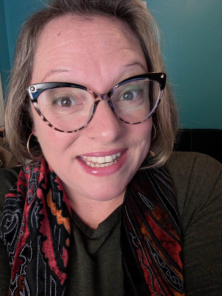 PXL 20251107 142140197 1 768x1024